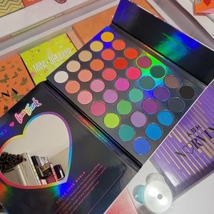 Morphe x Lisa Frank 35B Artistry Palette